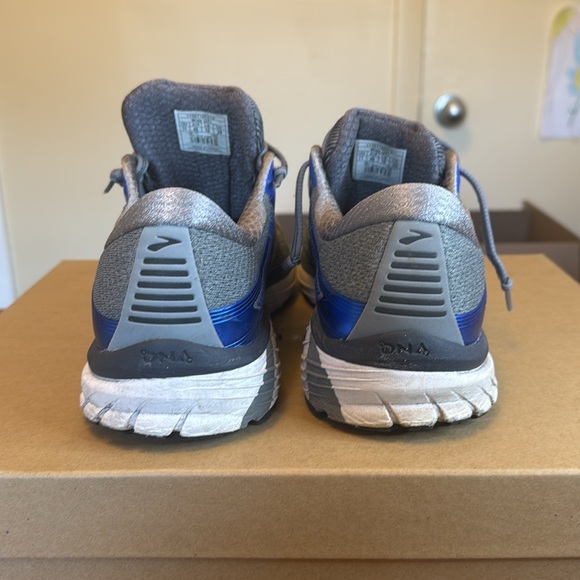 BROOKS Men’s running sneakers - Picture 6 of 7